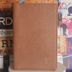 Louis Vuitton Taiga leather ID, photo, card holder